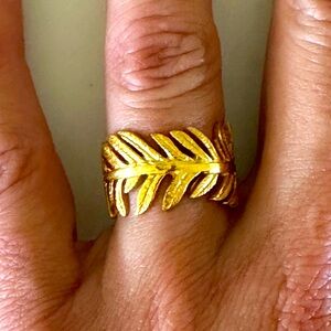 Julie Vos gold leaf adjustable ring